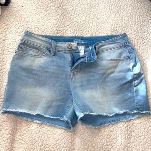 COPY - Time And Tru Mid-Rise Light Jean Shorts